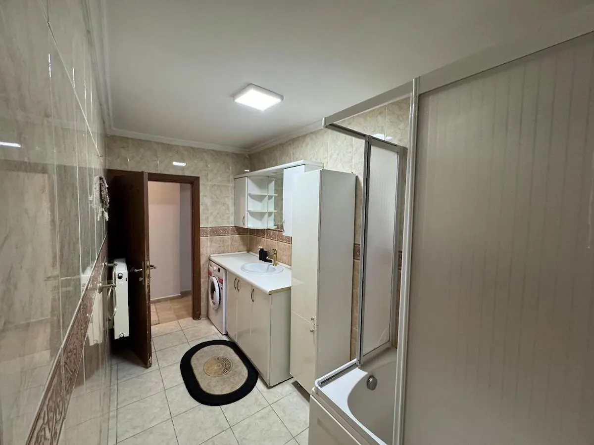 Luxurious Apartment In Sisli Area, Three Rooms And A Living Room Istanbul Tyrkiet