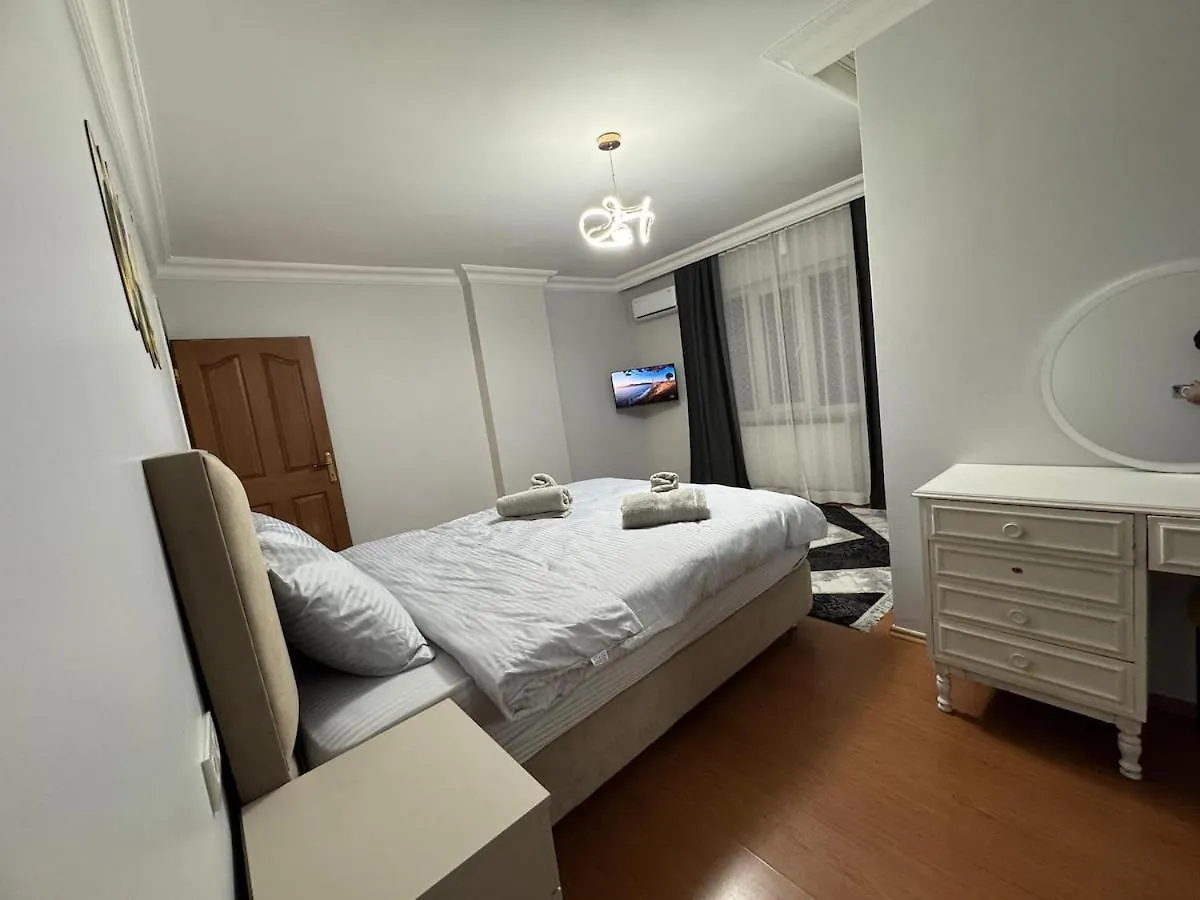 Luxurious Apartment In Sisli Area, Three Rooms And A Living Room Istanbul Tyrkiet